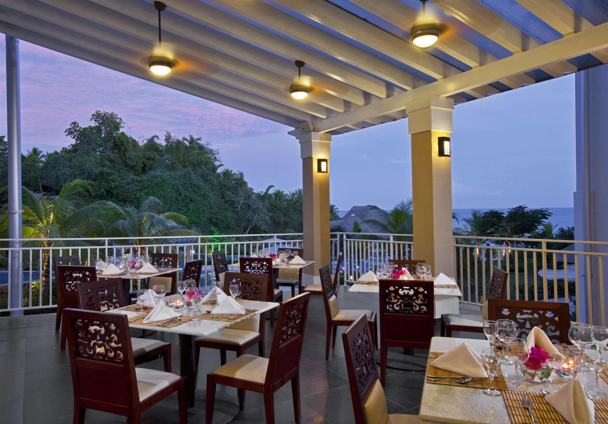 Gran Evenia Bijao Ξενοδοχείο Santa Clara  Εστιατόριο φωτογραφία The restaurant at the hotel